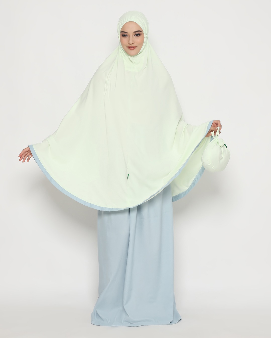 Tiara 561 Mint