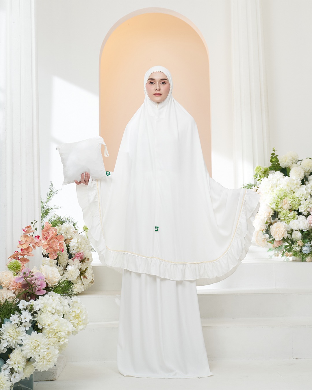 Tiara 567 Broken White - Official Hajj Merchandise 2024 BSI