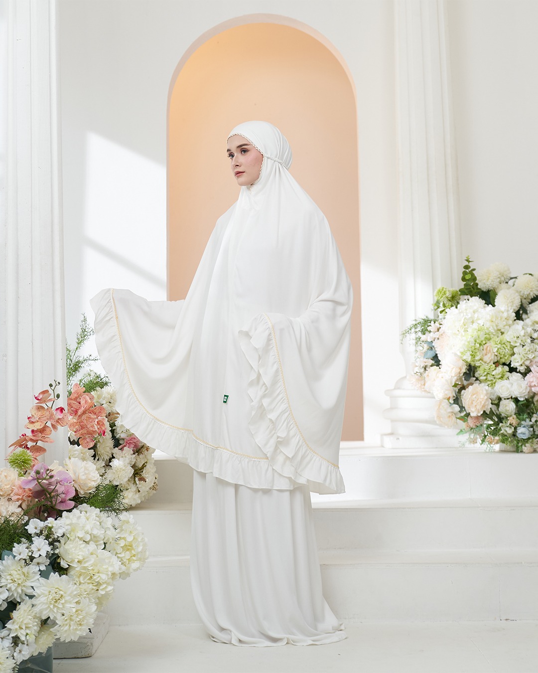 Tiara 567 Broken White - Official Hajj Merchandise 2024 BSI