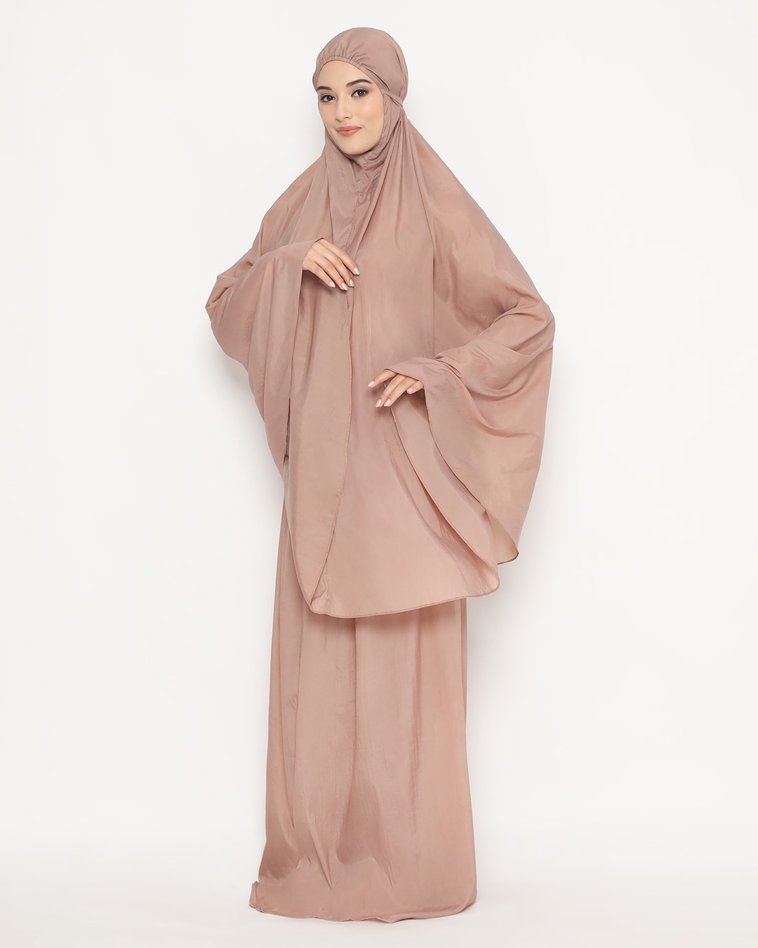 Tiara 558 Brown