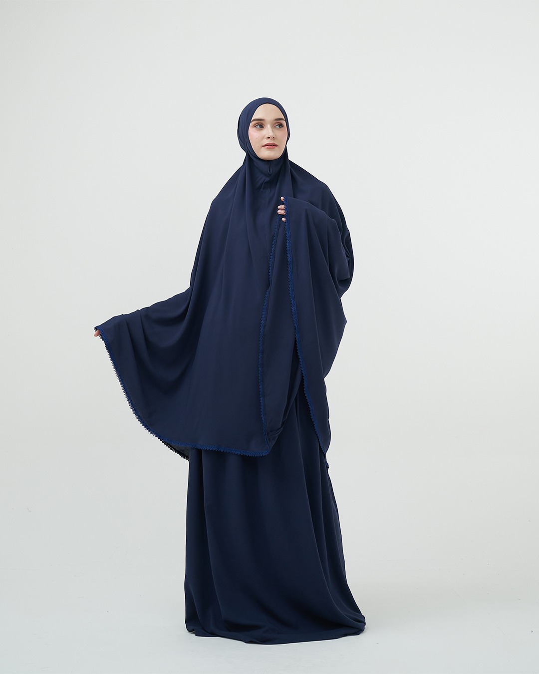 Tiara 569 Navy