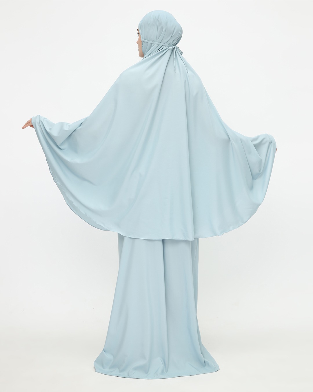Tiara 572 Blue