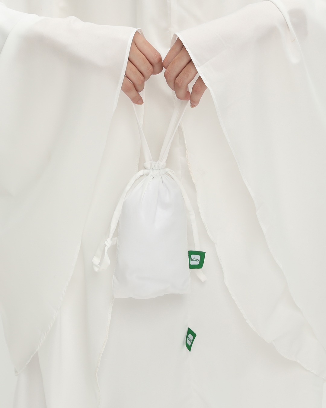 Tiara 574 Broken White