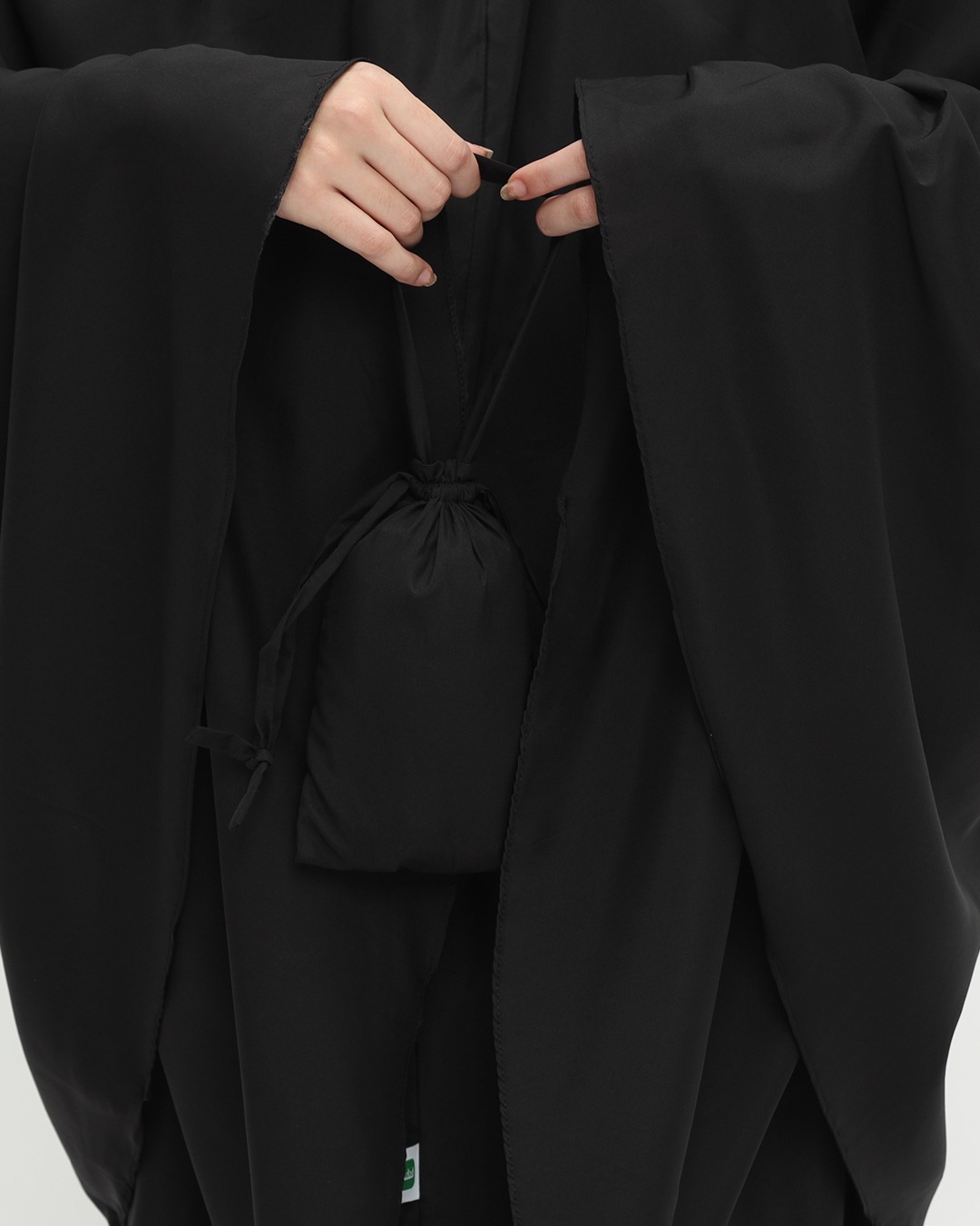 Tiara 574 Black