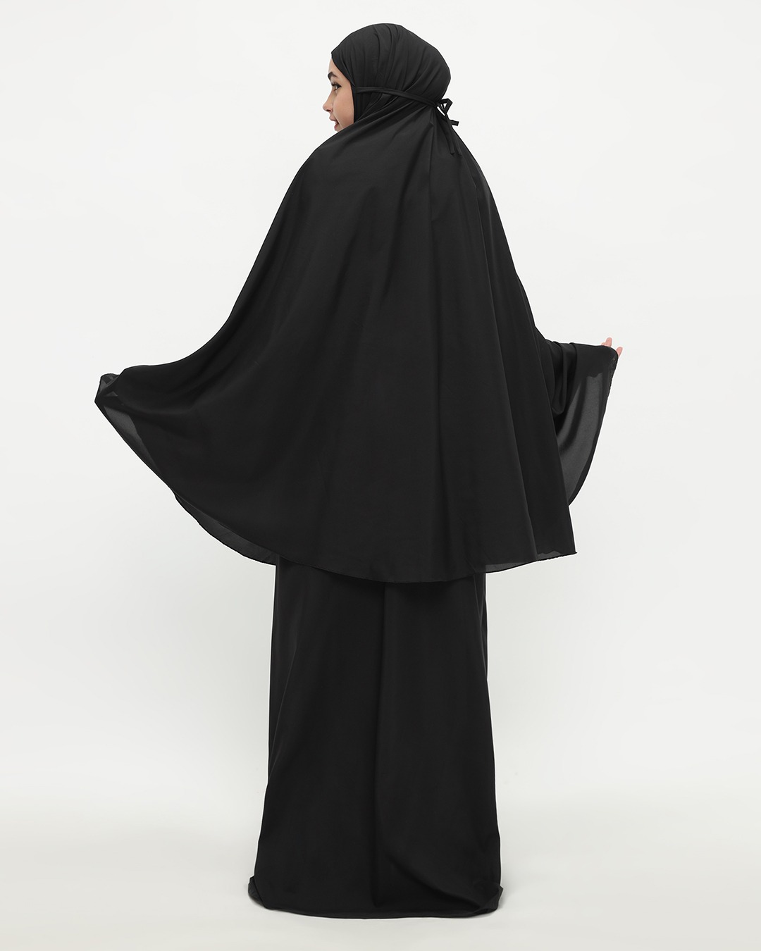 Tiara 574 Black