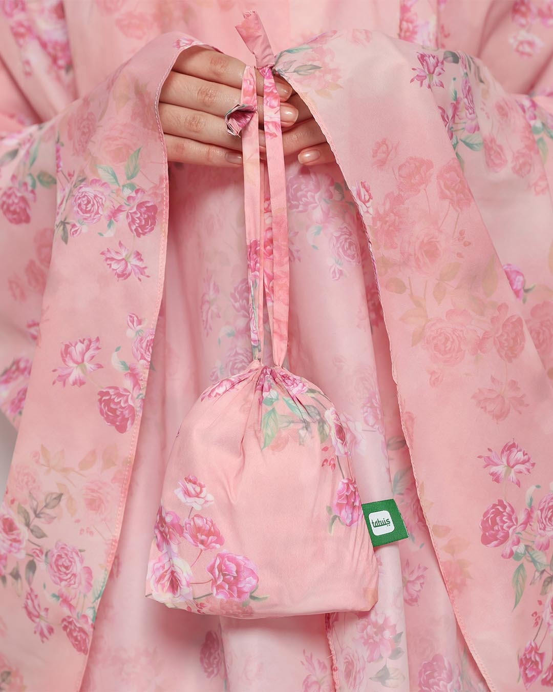 Tiara 581 Peach