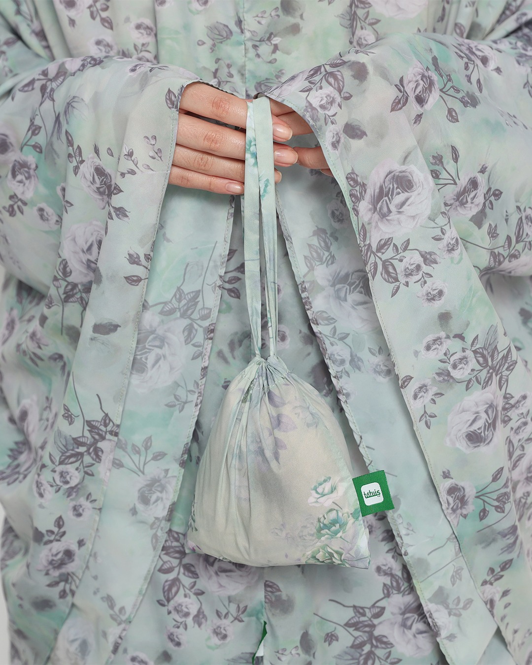 Tiara 582 Green
