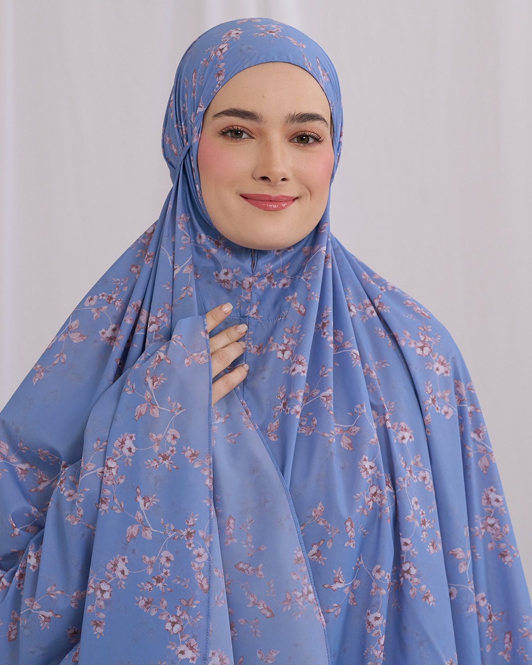 Tiara 583 Blue