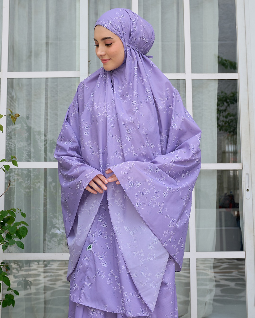 Tiara 583 Purple