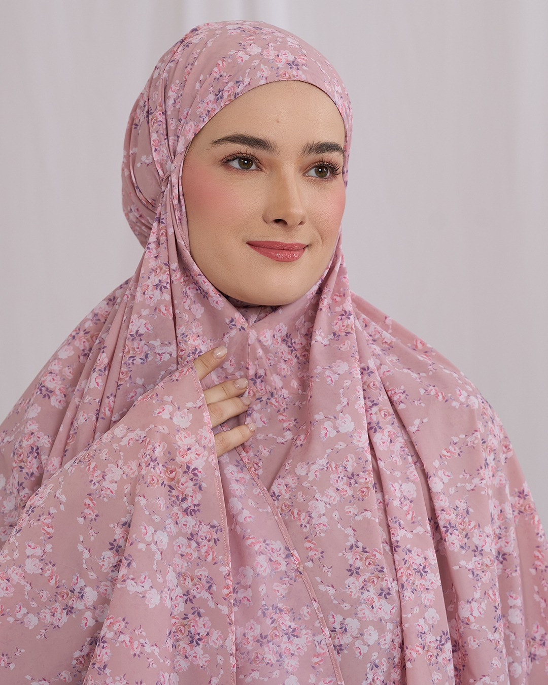 Tiara 584 Peach