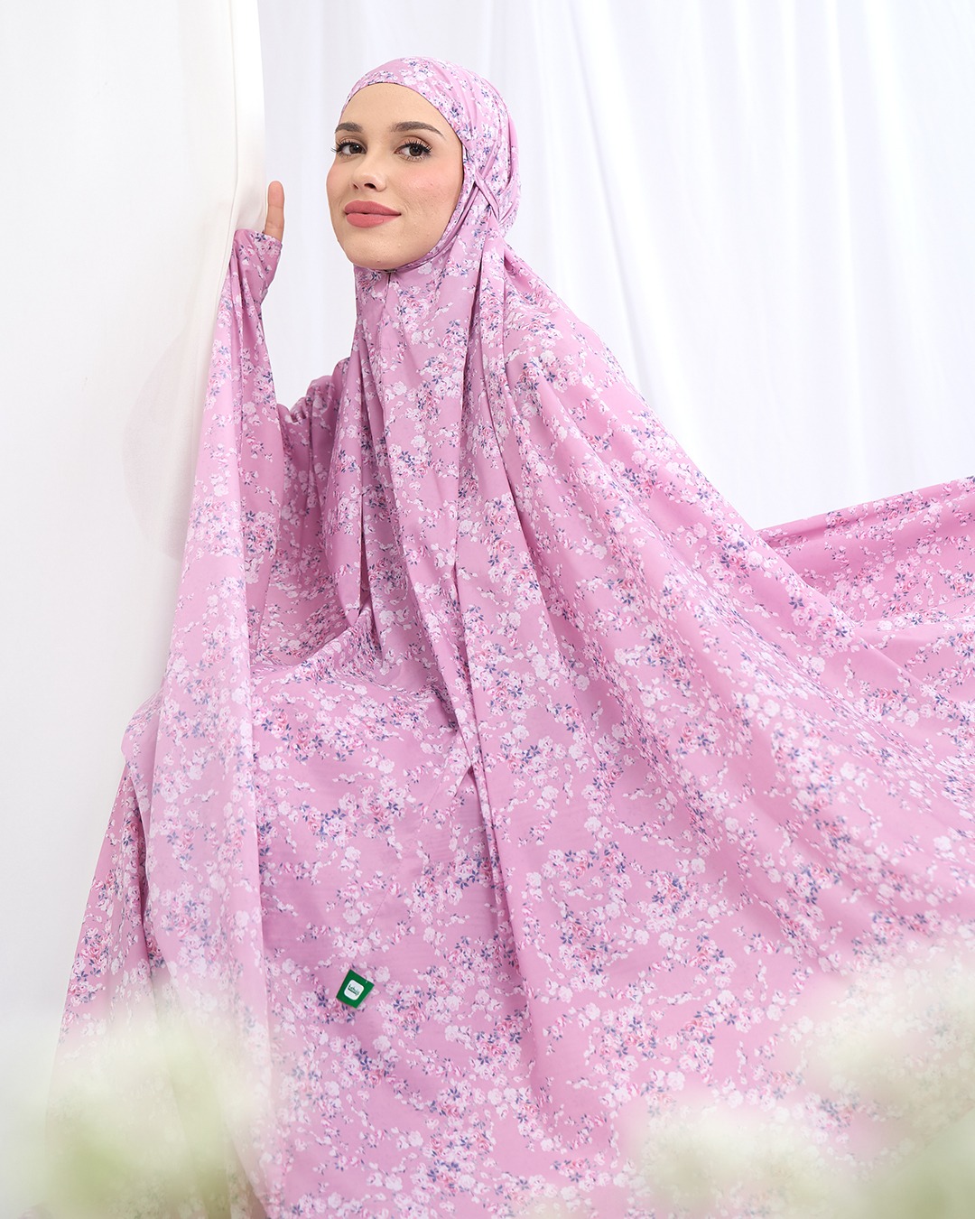 Tiara 584 Pink