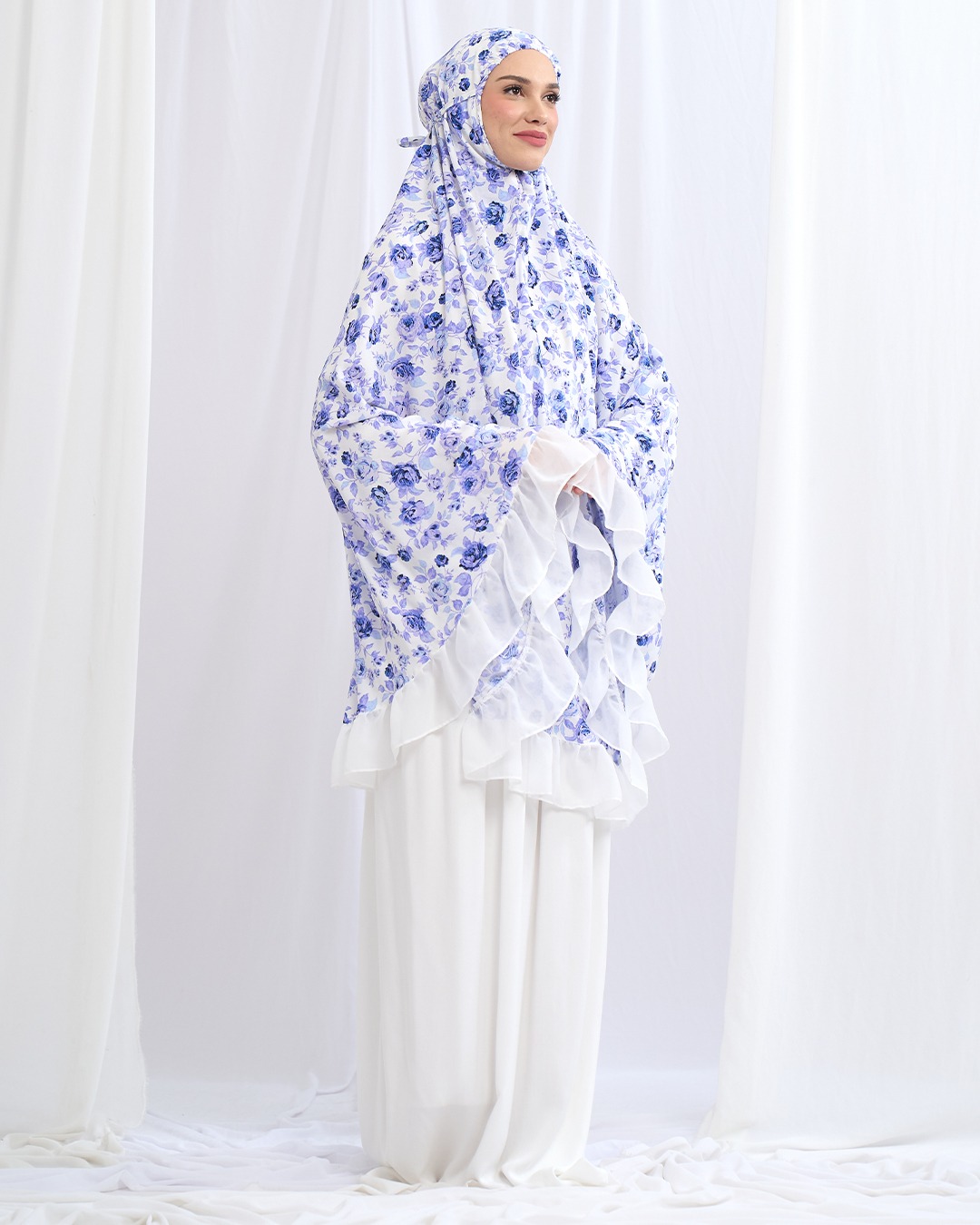 Tiara 588 Blue