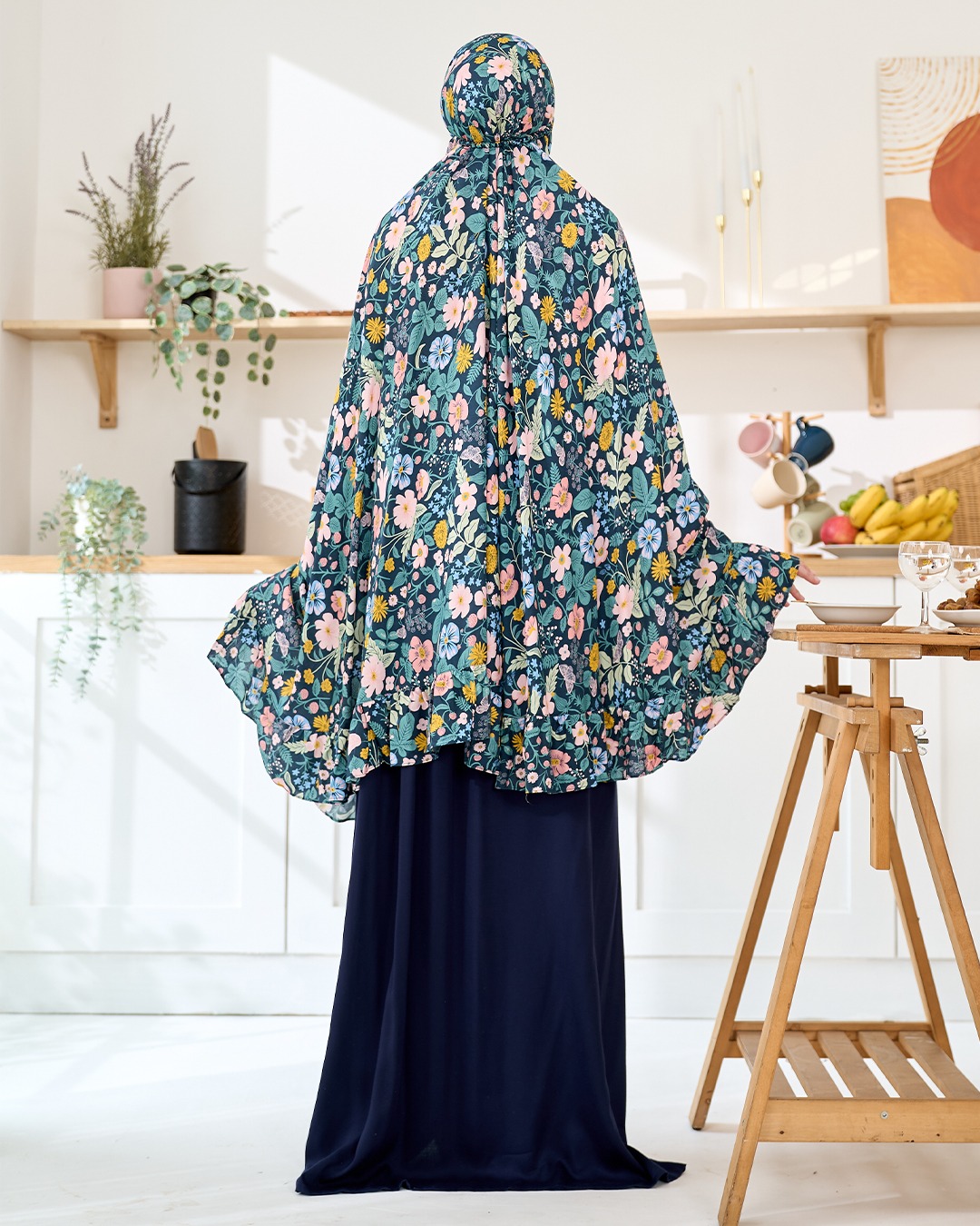 Tiara 590 Navy