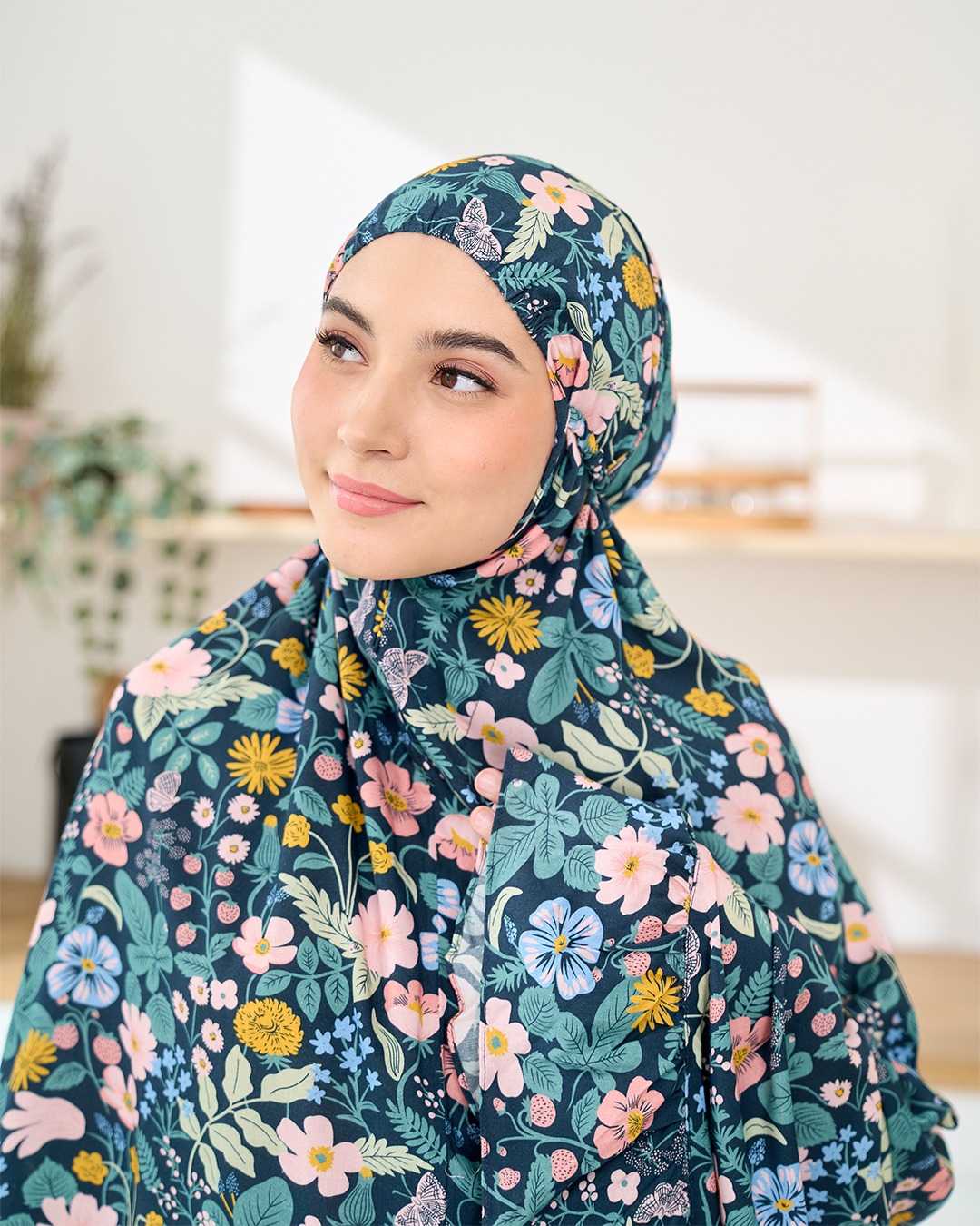Tiara 590 Navy
