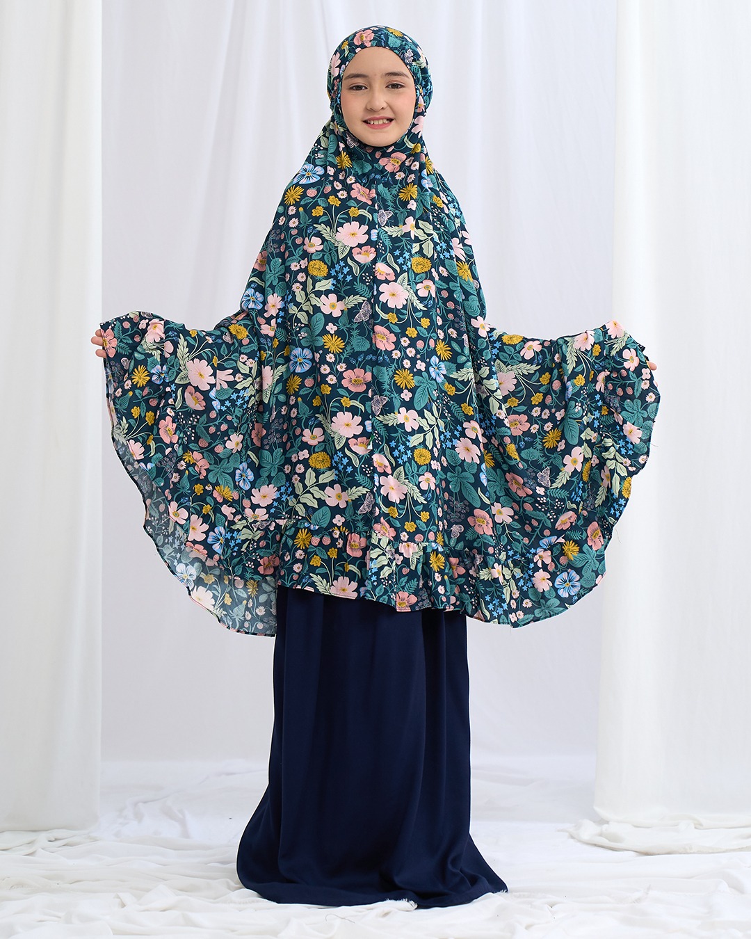 Tiara 590 Navy Child