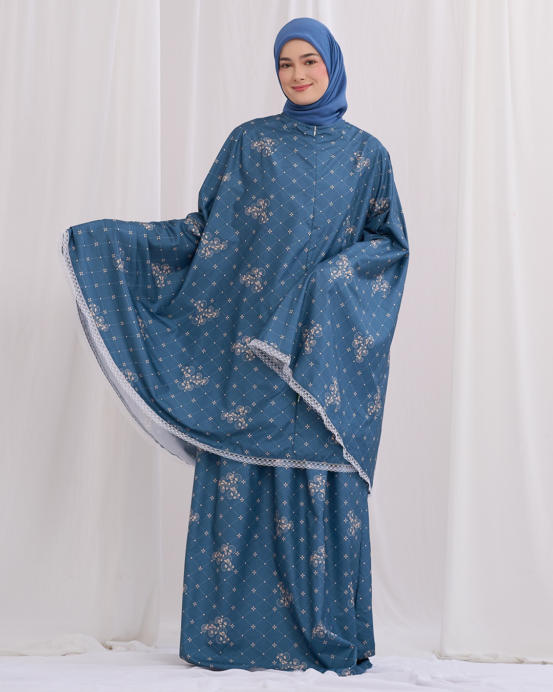 Tiara 602 Blue