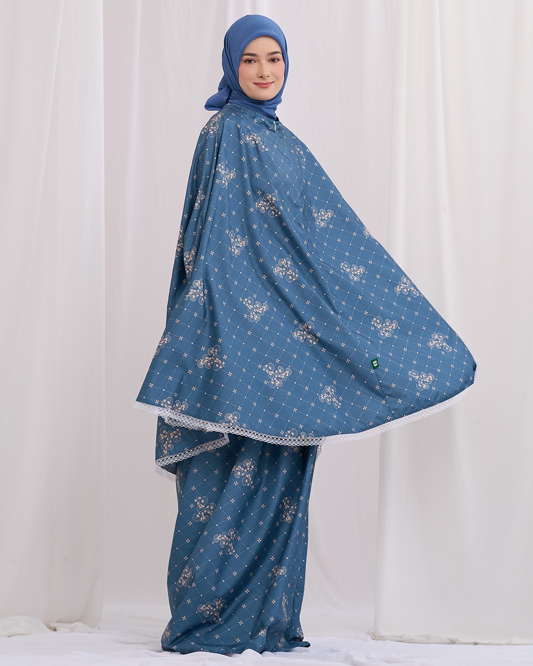 Tiara 602 Blue
