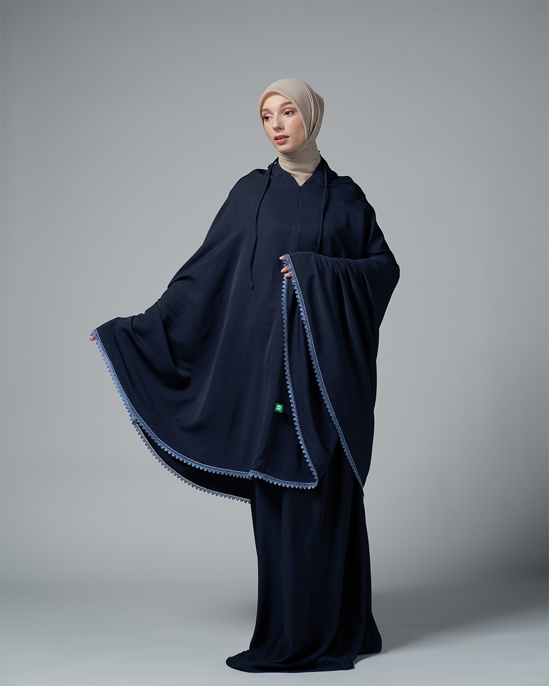 Tiara 607 Dark Navy