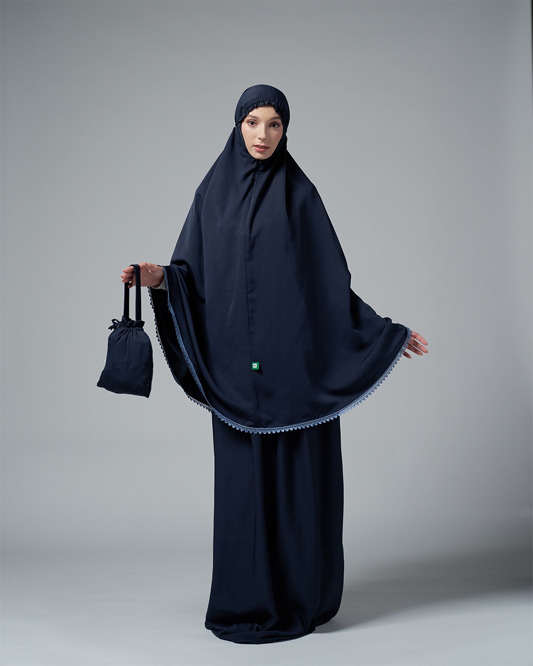 Tiara 607 Dark Navy