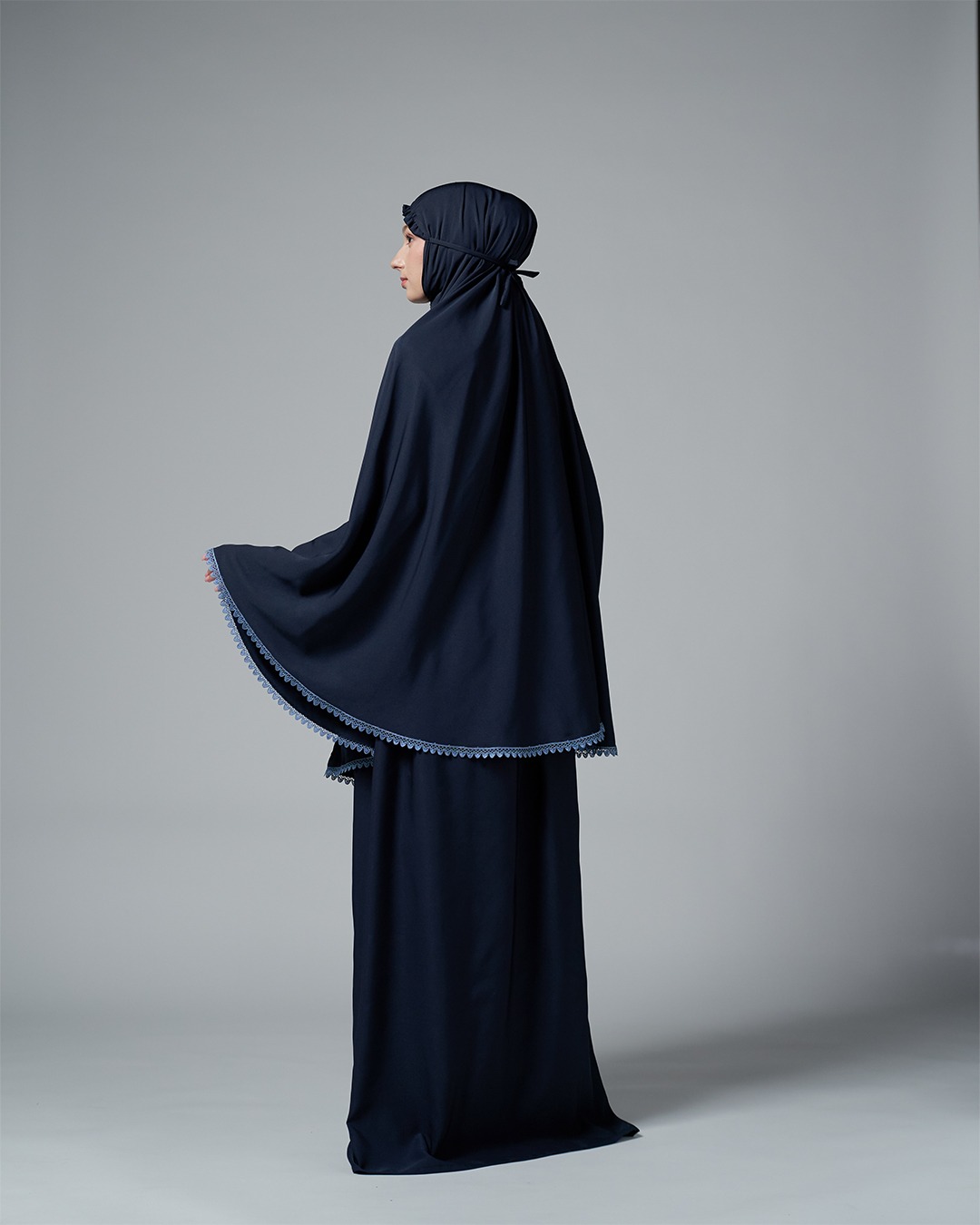 Tiara 607 Dark Navy
