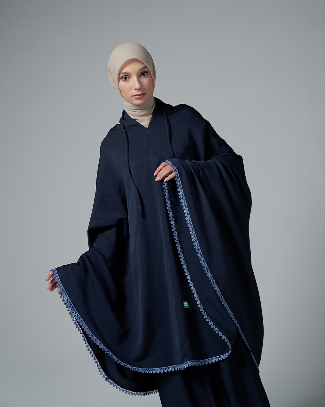 Tiara 607 Dark Navy