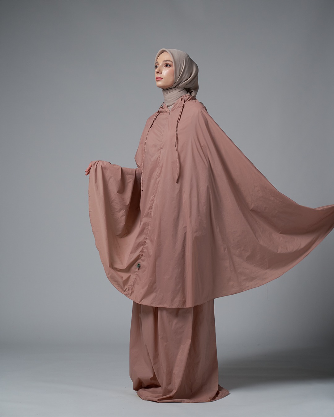 Tiara 610 Brown
