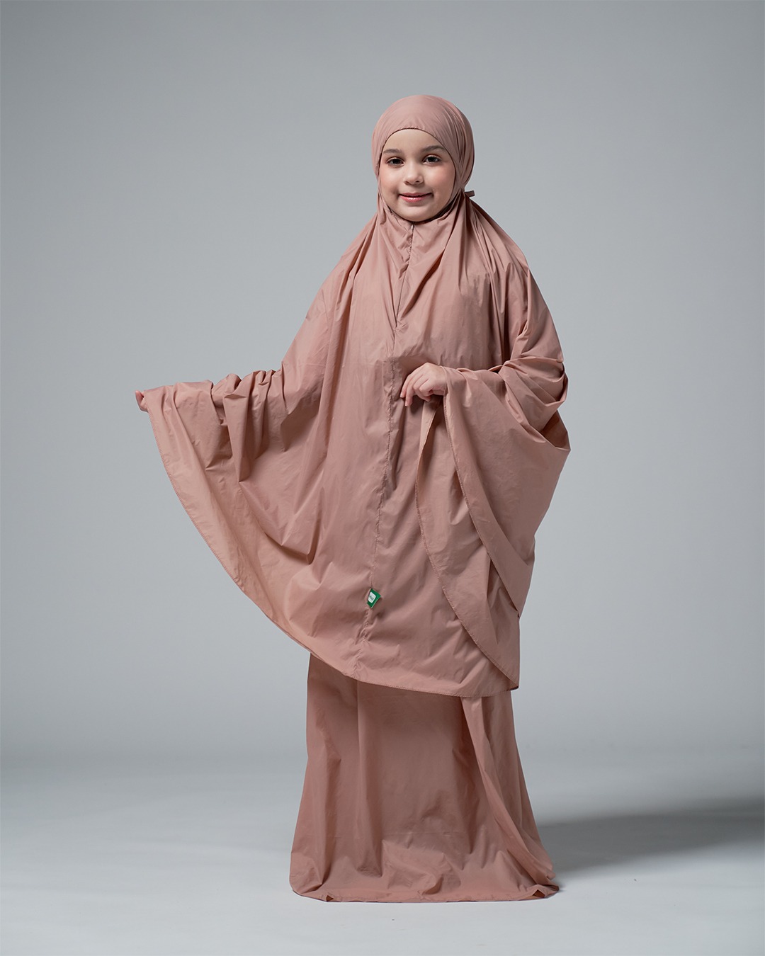 Tiara 610 Brown Child