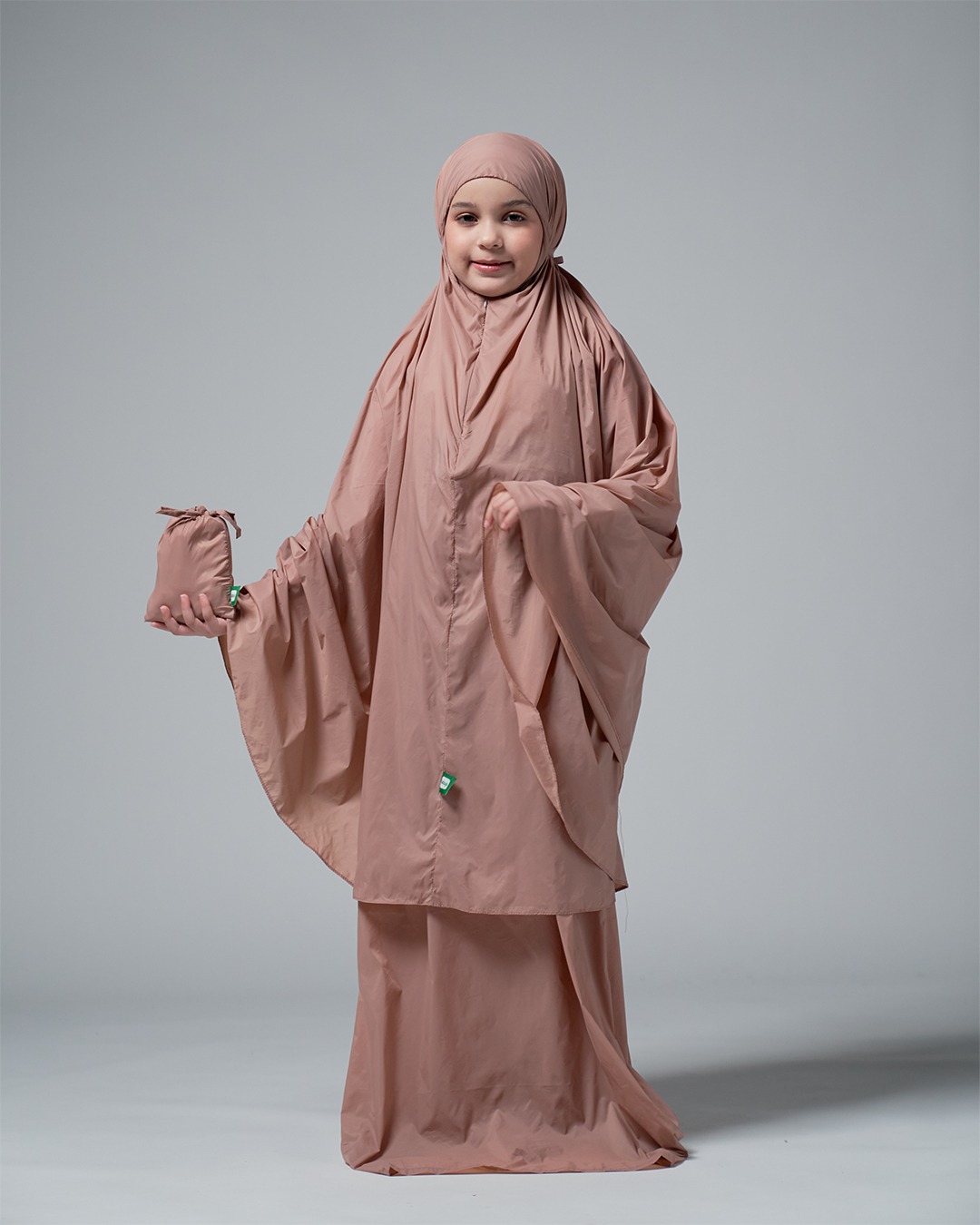 Tiara 610 Brown Child