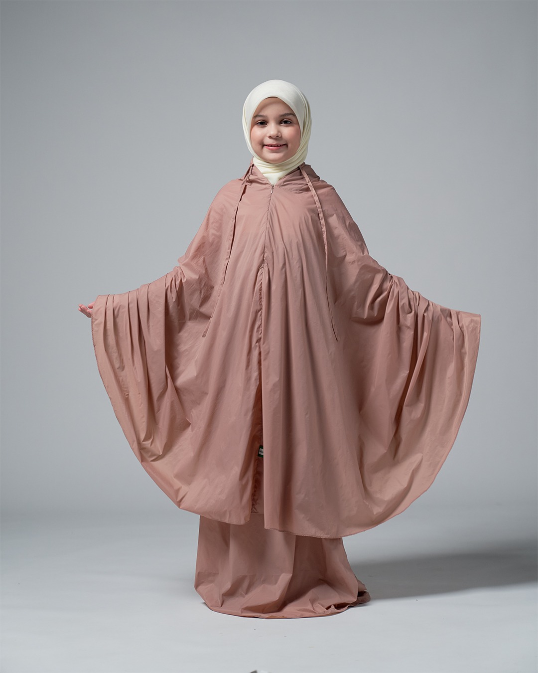 Tiara 610 Brown Child