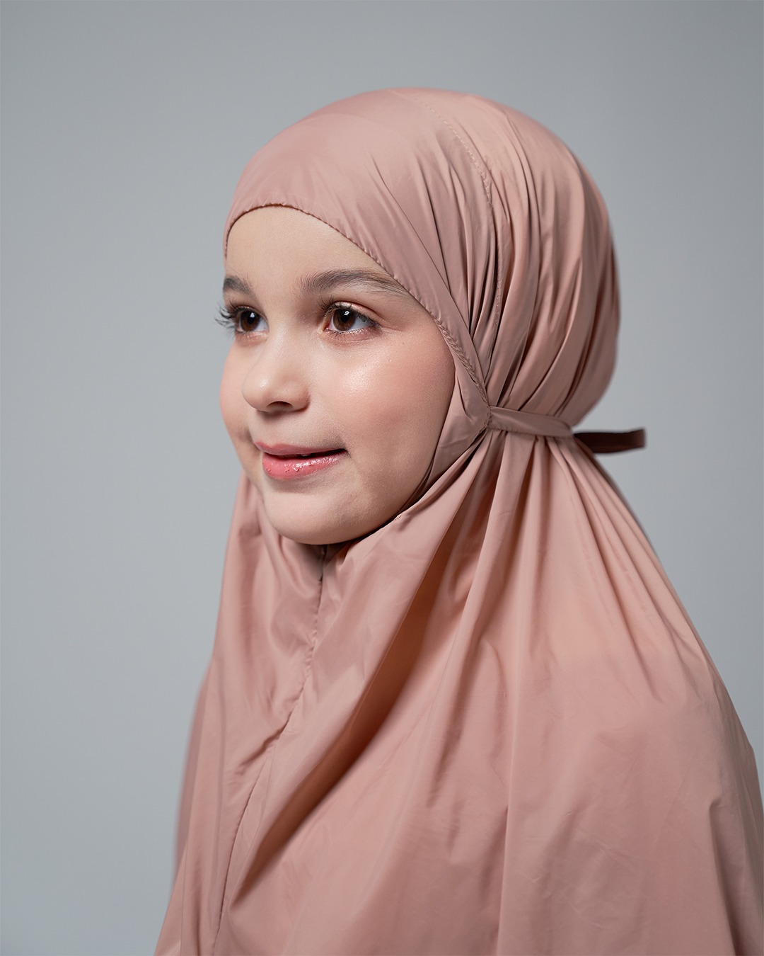 Tiara 610 Brown Child