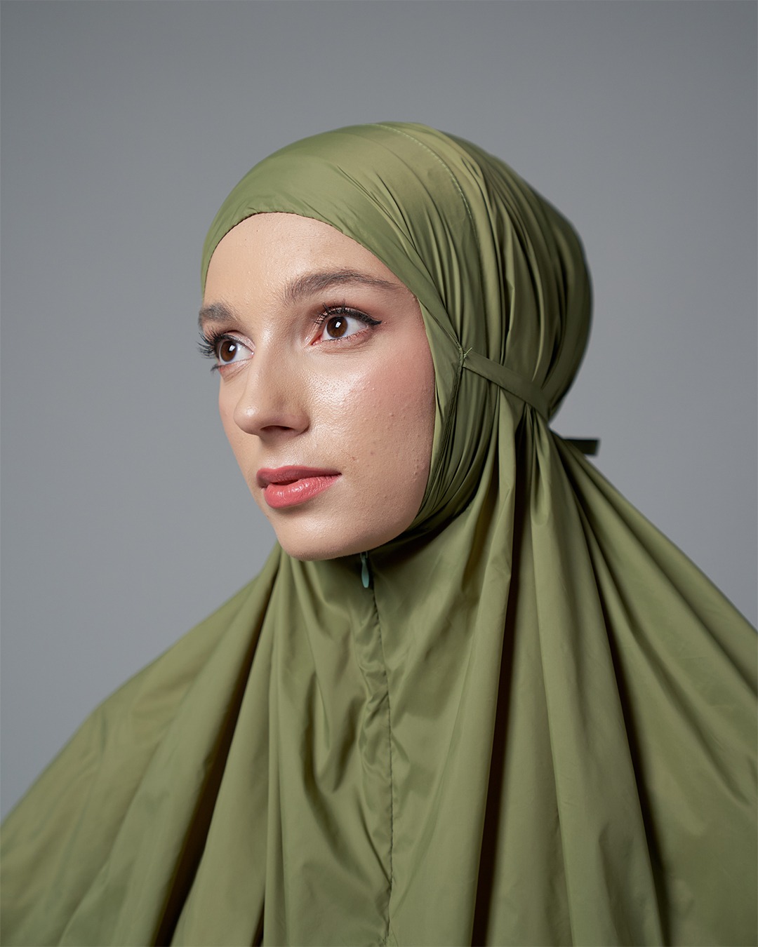 Tiara 610 Green