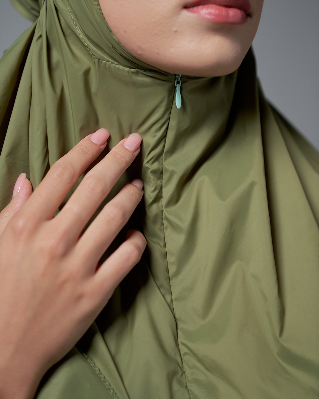 Tiara 610 Green