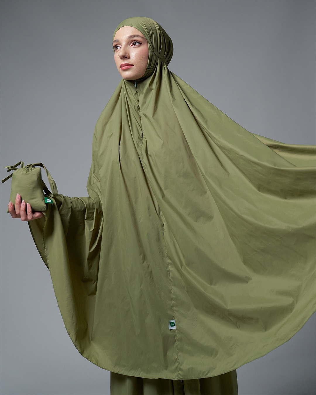 Tiara 610 Green