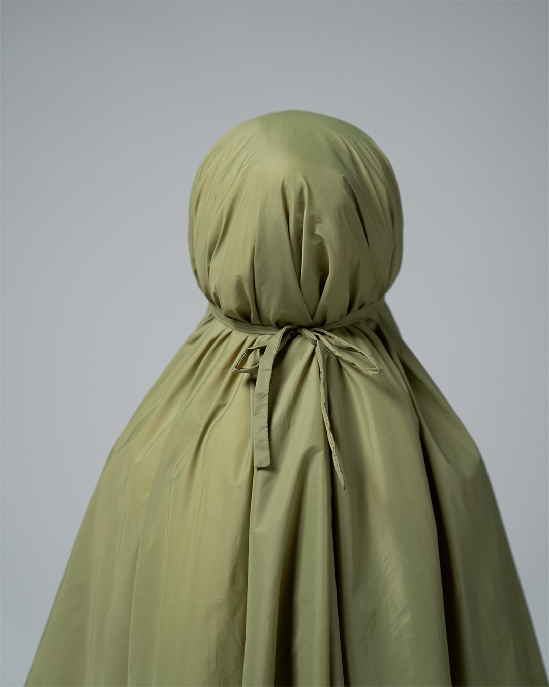 Tiara 610 Green Child