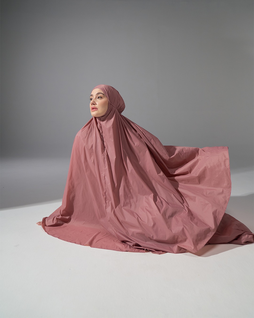 Tiara 610 Pink