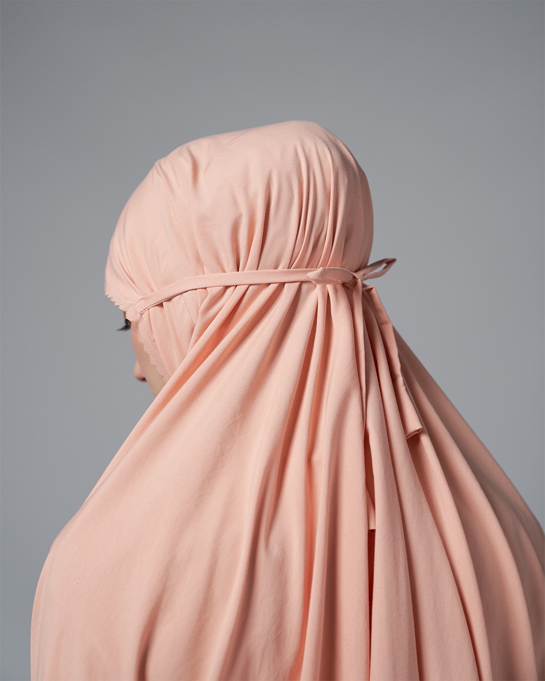 Tiara 612 Peach