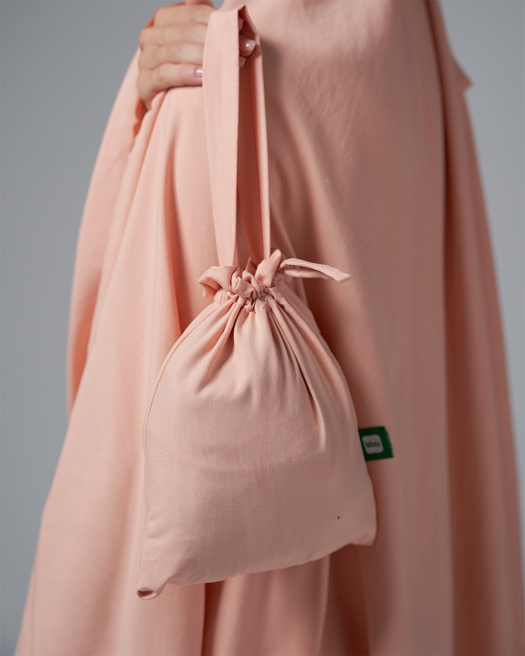 Tiara 612 Peach