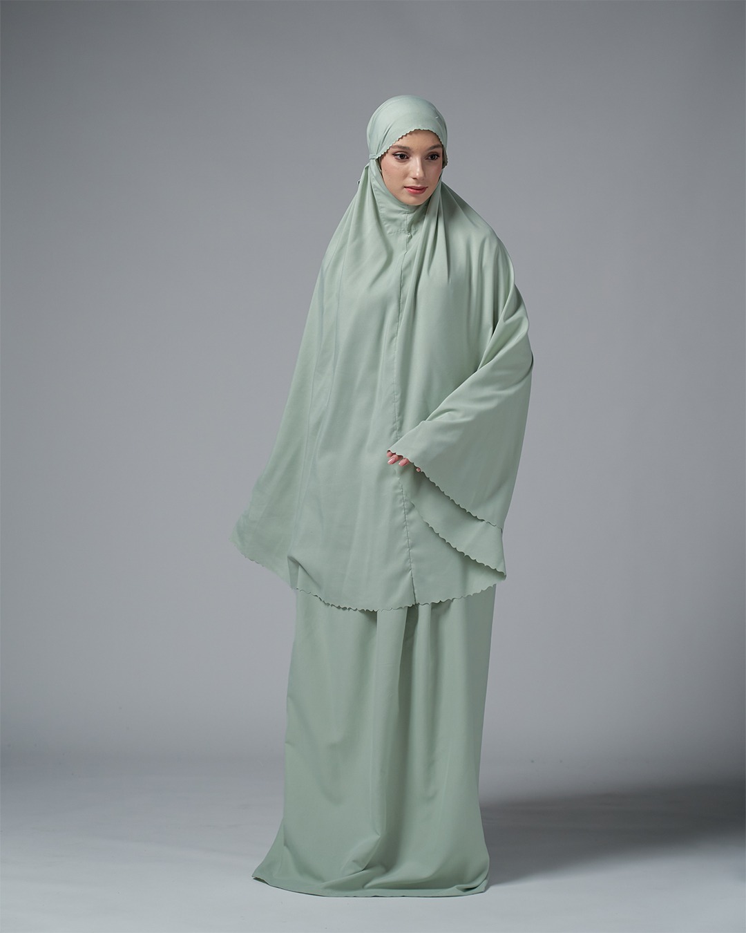 Tiara 612 Green
