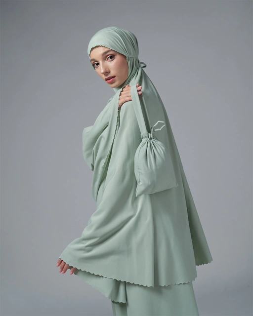 Tiara 612 Green