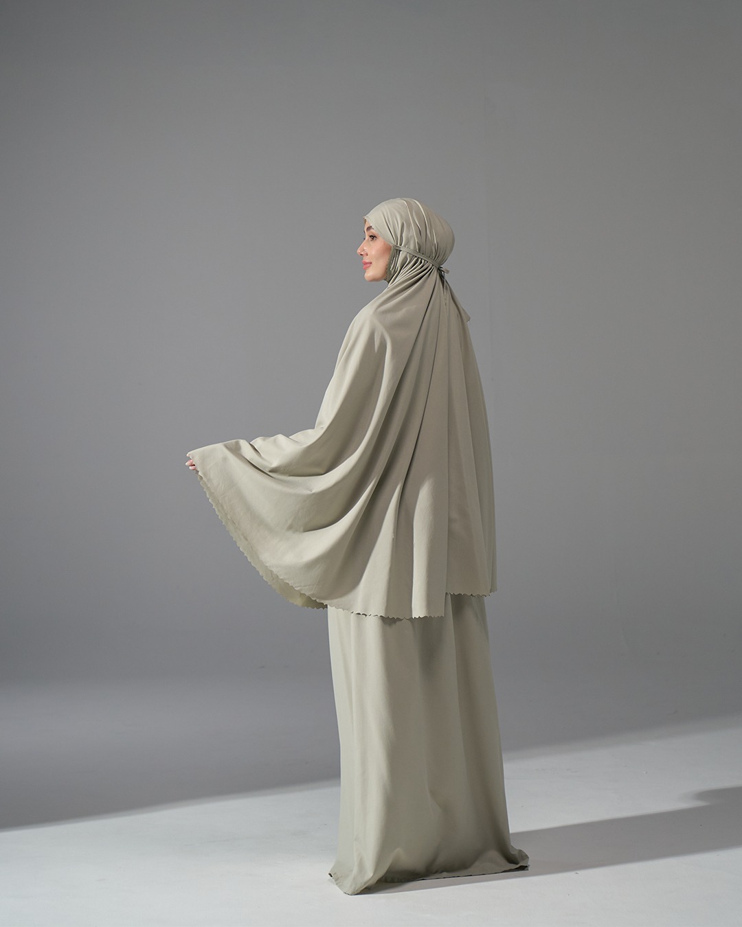 Tiara 612 Grey