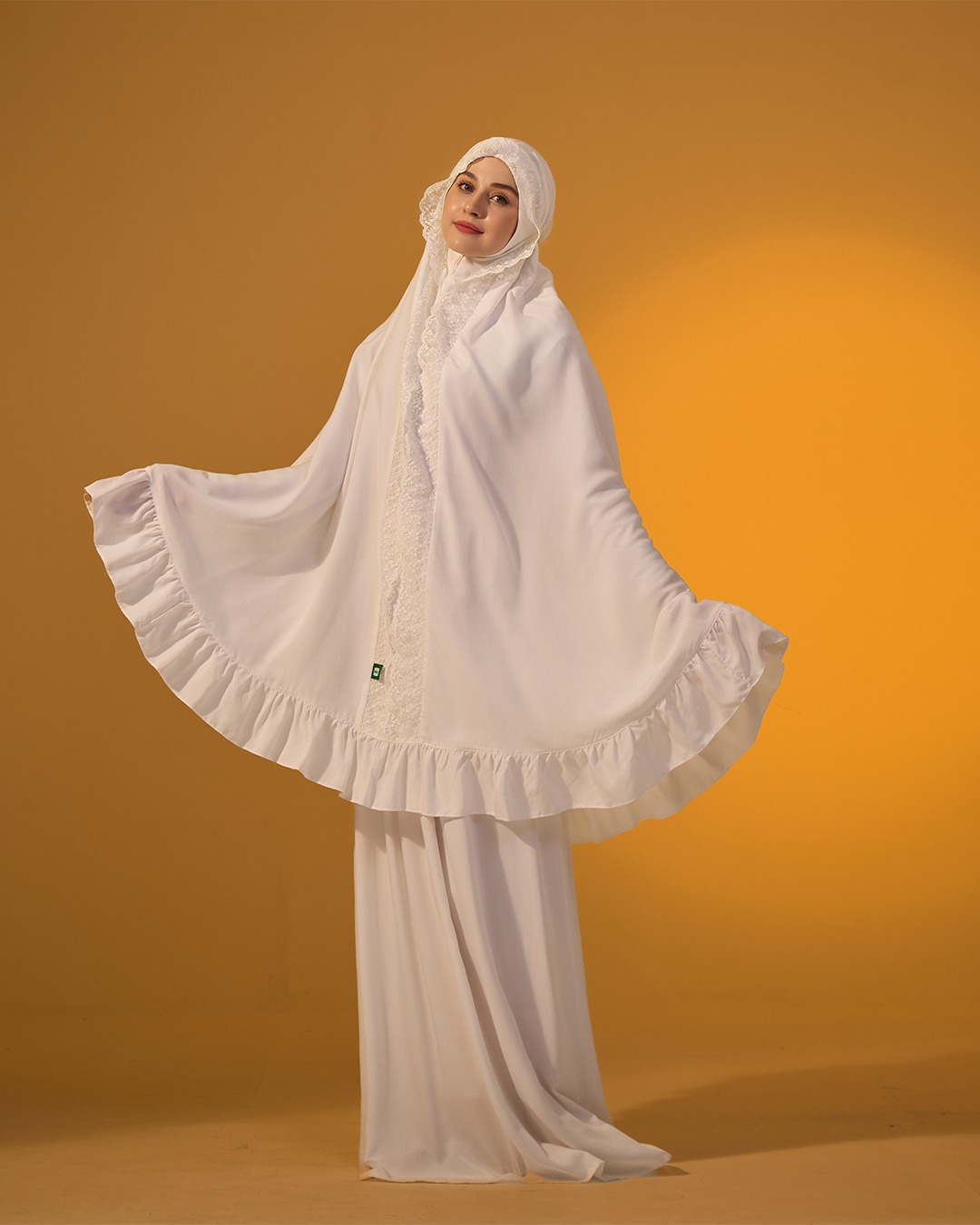 Tiara 613 Broken White
