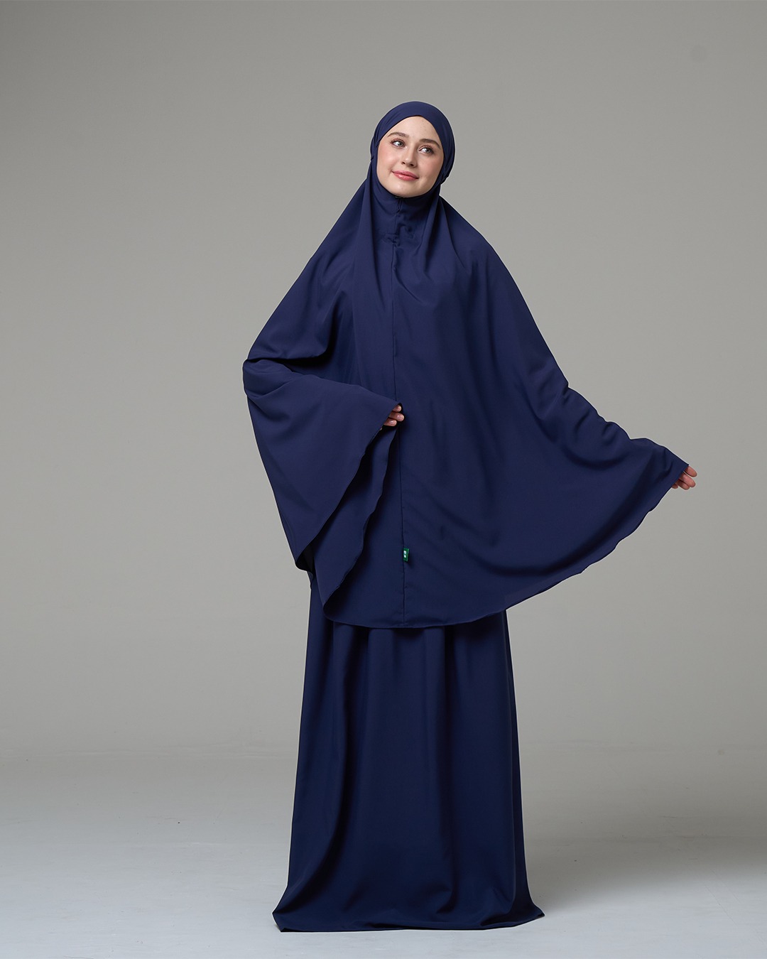 Tiara 614 Navy