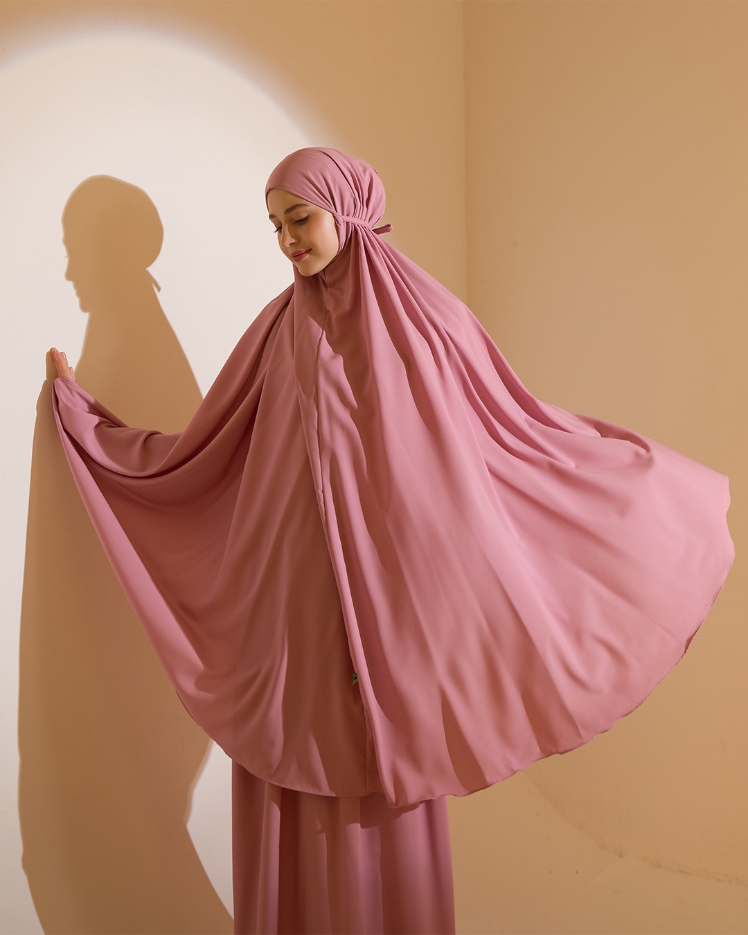 Tiara 614 Pink