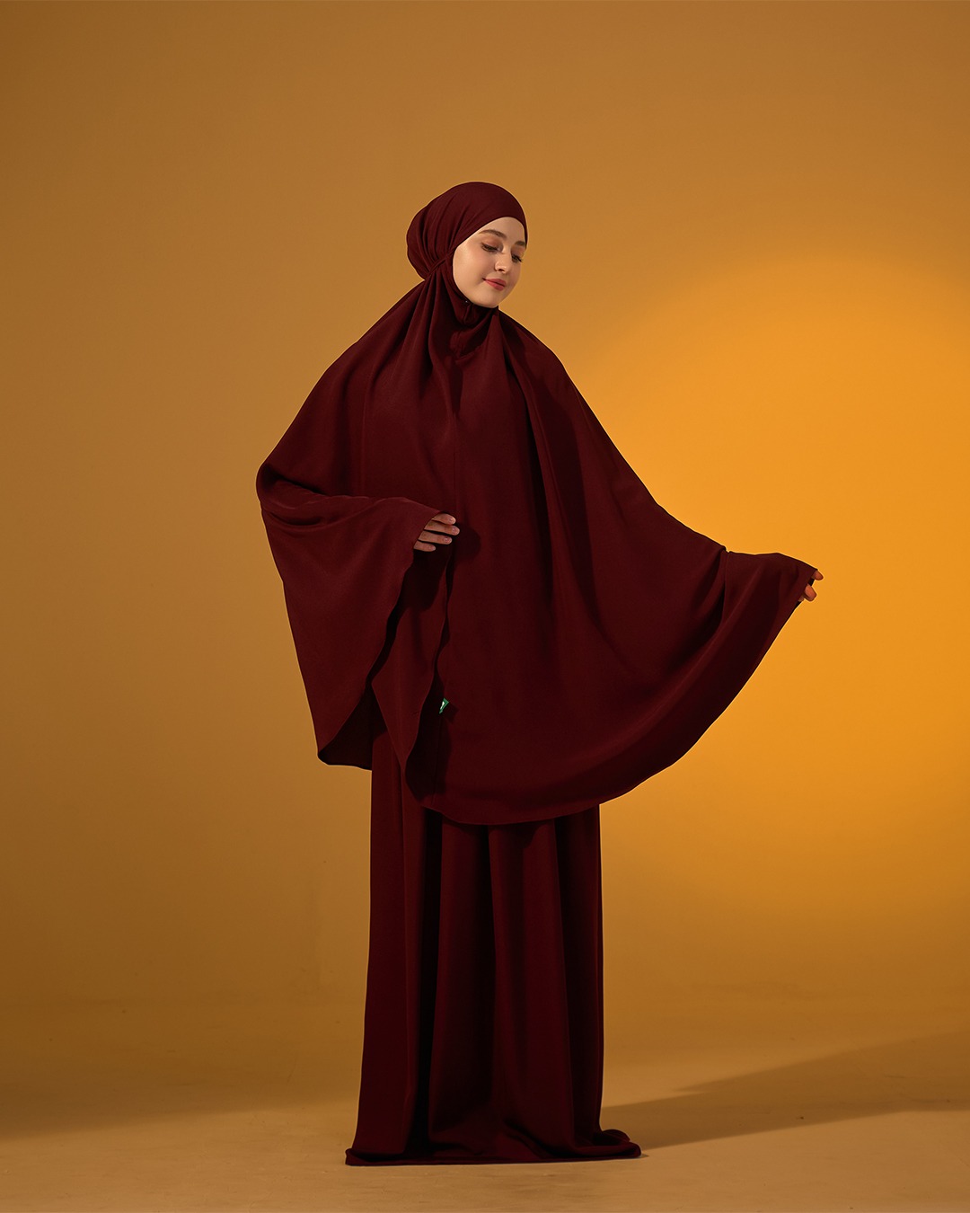Tiara 619 Burgundy