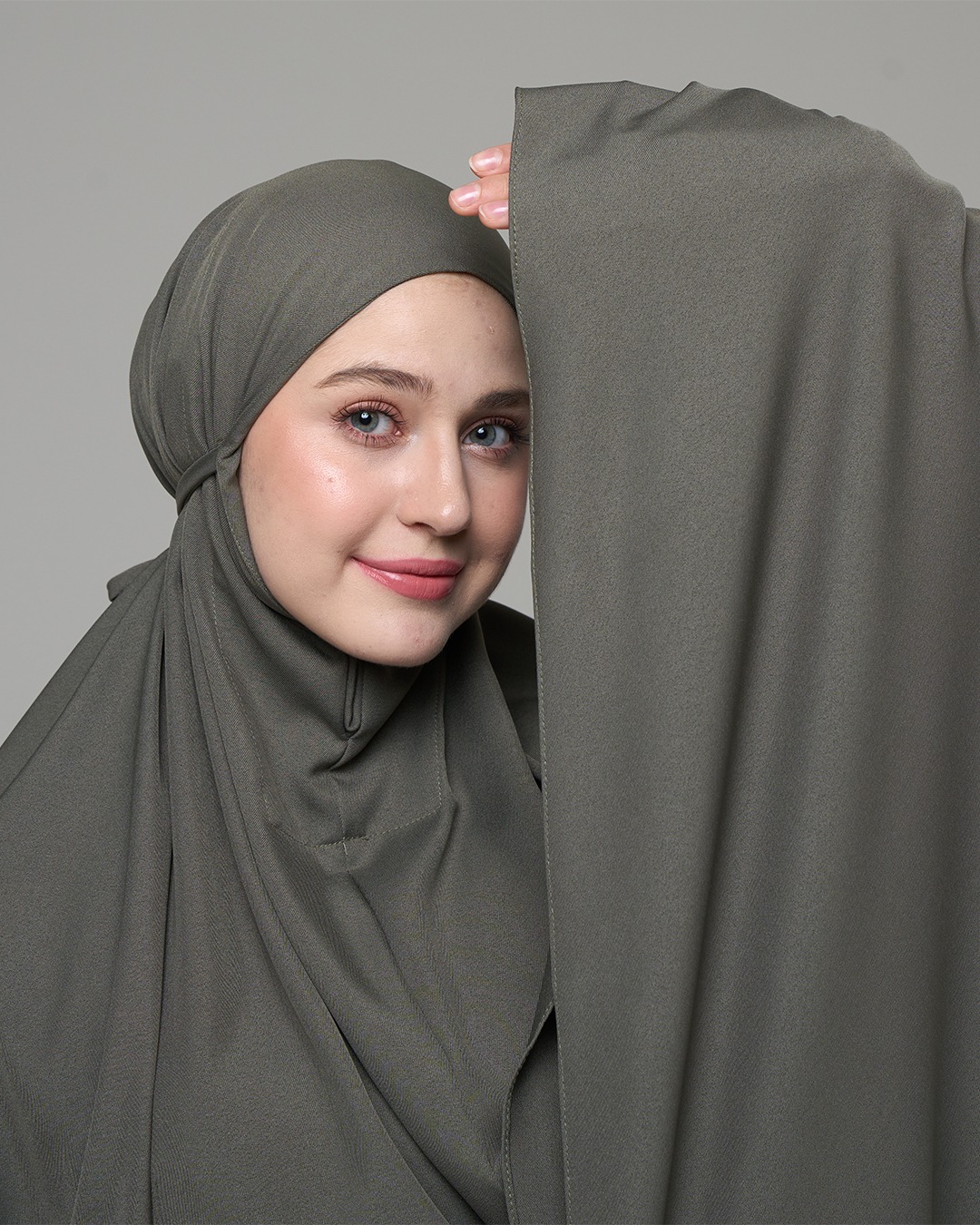 Tiara 619 Green