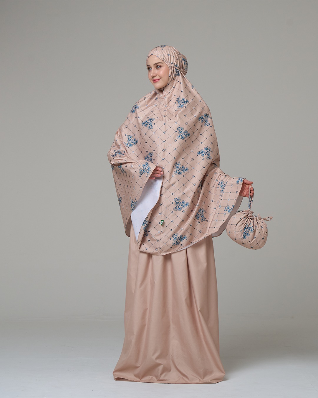 Tiara 620 Cream