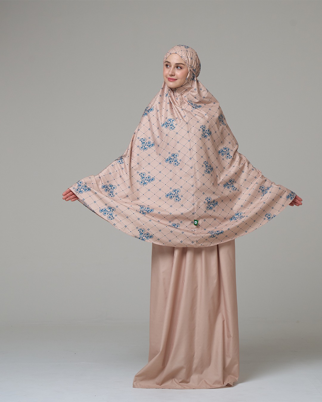 Tiara 620 Cream