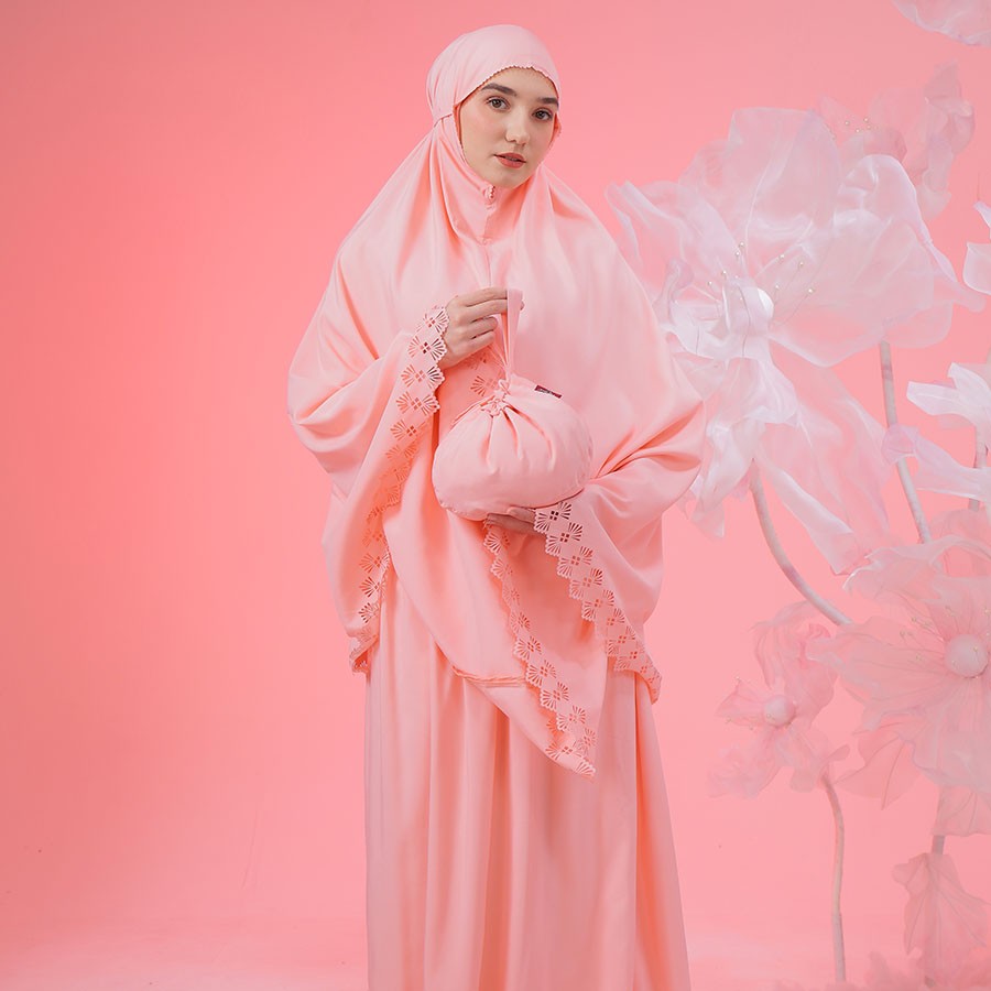 Tiara 532 Peach