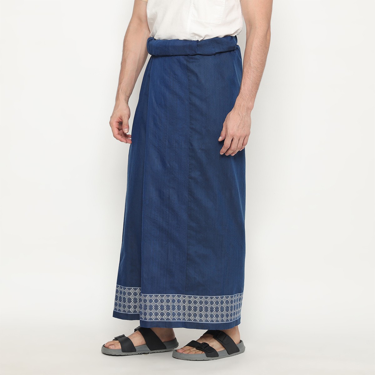 Hugo Saroong 002 Blue