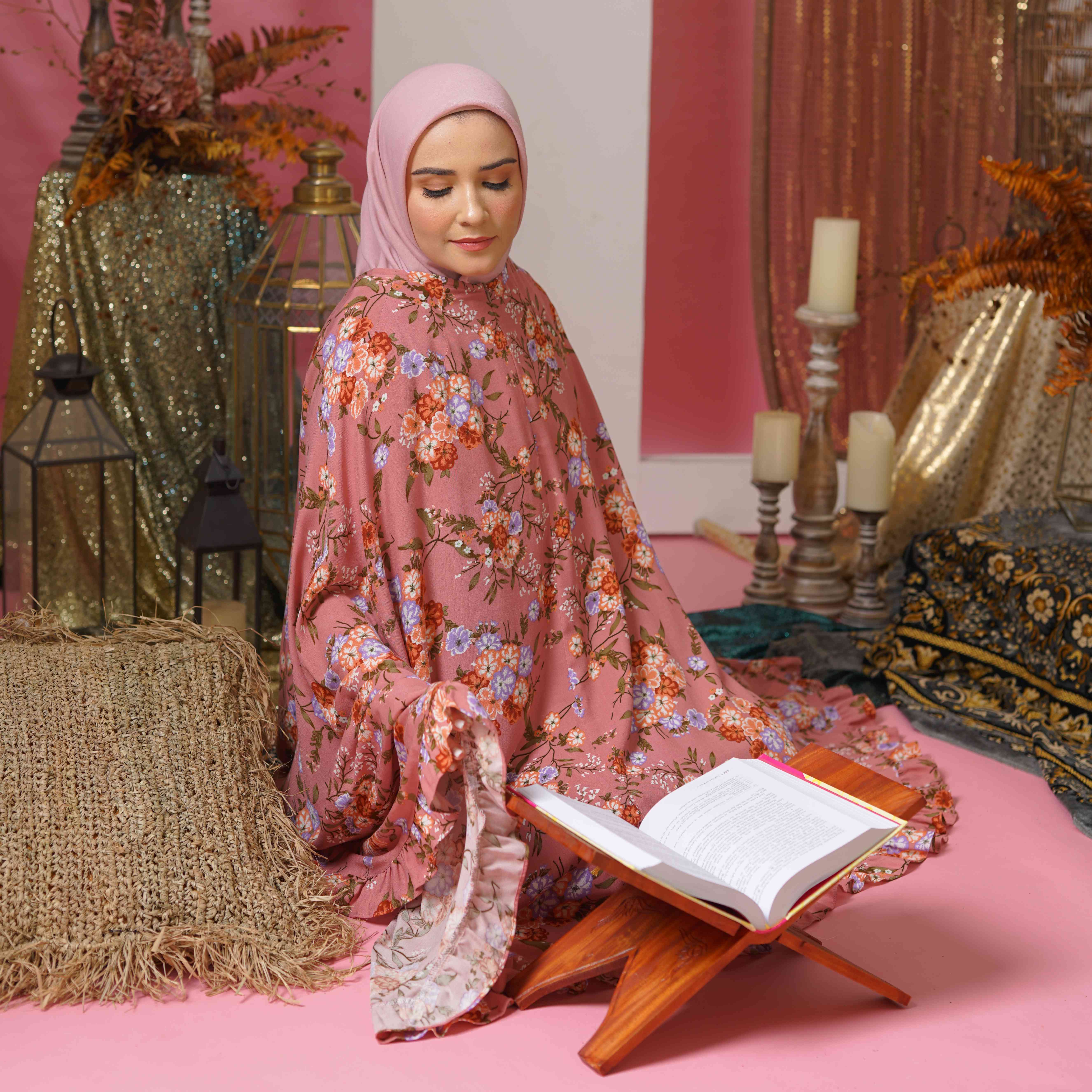Tiara 511 Pink